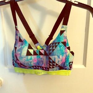 Lightly padded Victoria secret VSX sports bra!